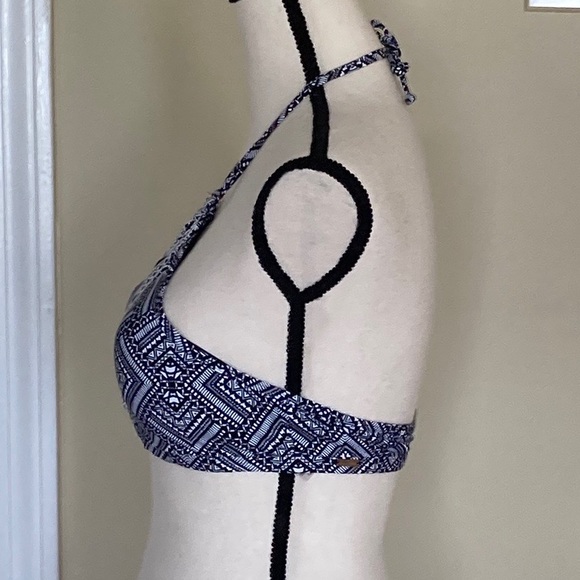 Quintsoul Halter Bikini Top - Picture 4 of 4